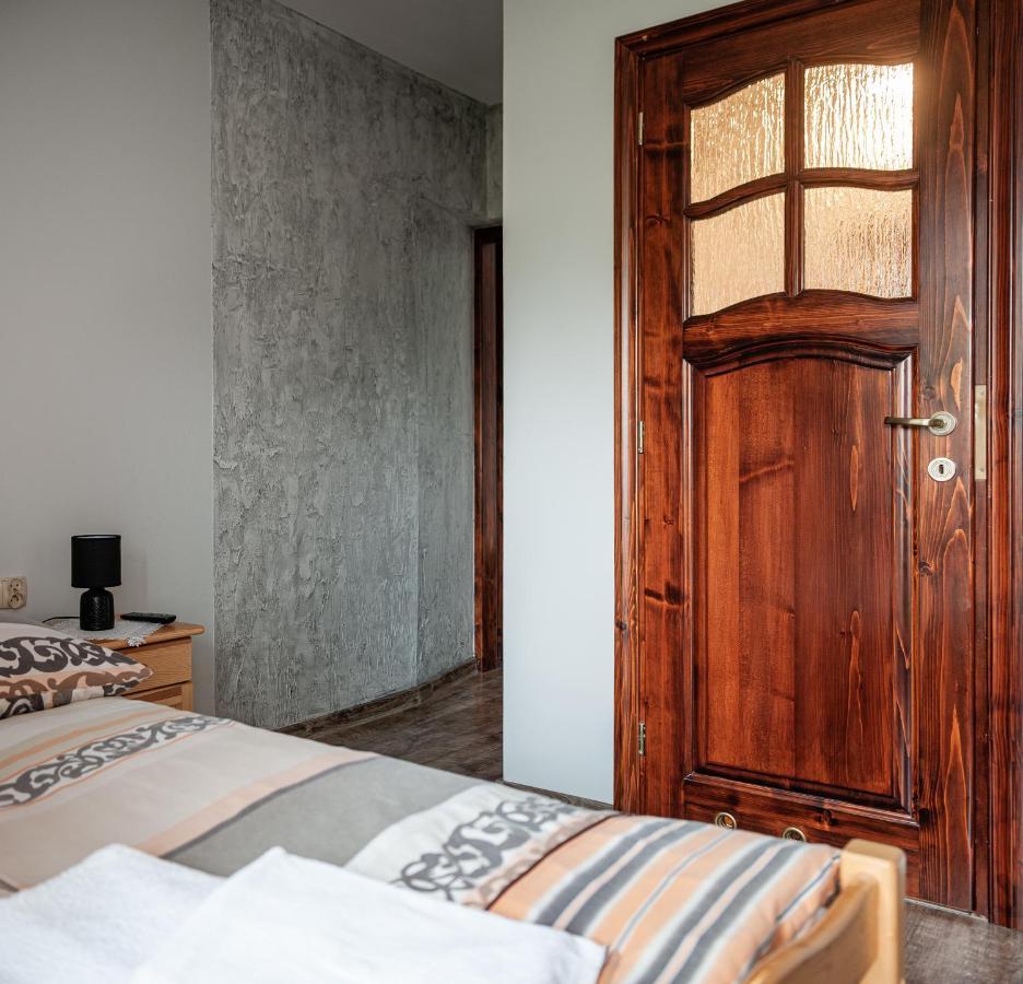 U Repy Apartment Banska ภายนอก รูปภาพ
